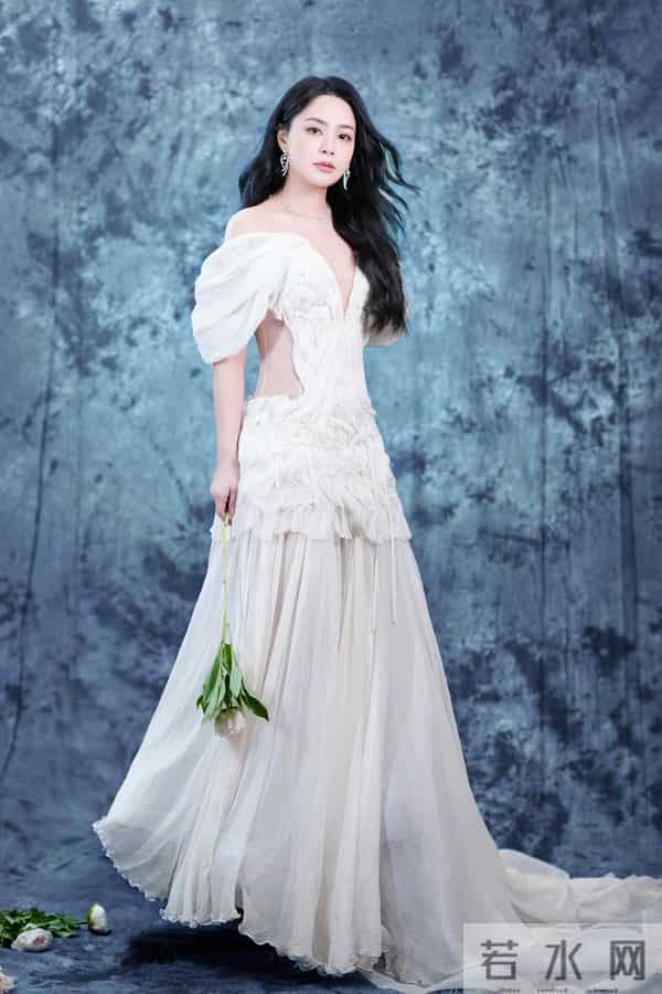 女神钟欣潼——魅力无法抵挡,这身材简直是极品中的极品!