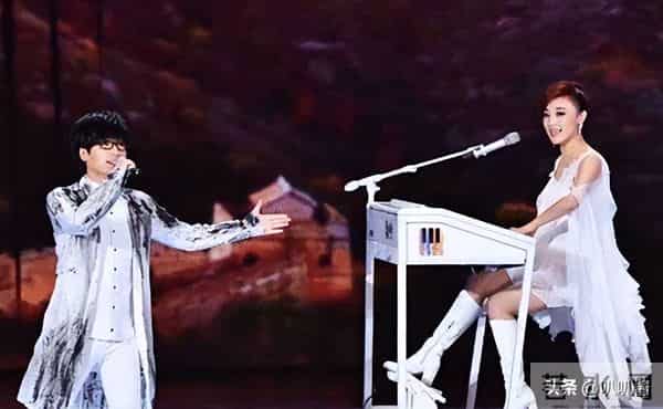 如今再看王小玮和王小海,两人差别已经越来越大