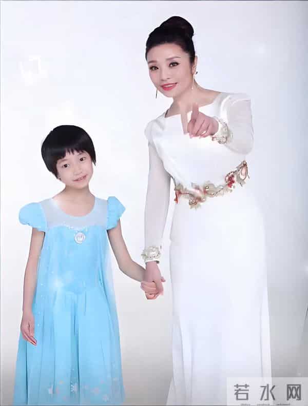 歌唱家李丹阳：她离过一次婚，现在是幸福的单亲妈妈