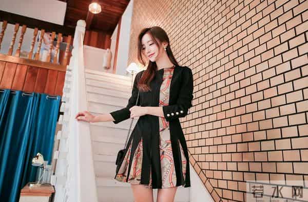 孙允珠-西亚简约风锁链流苏纯白外套