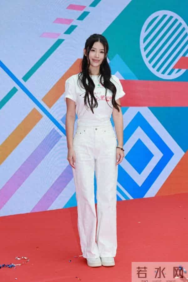 香港TVB女星自曝事业陷入低谷，今年近乎零收入靠家人维持生活