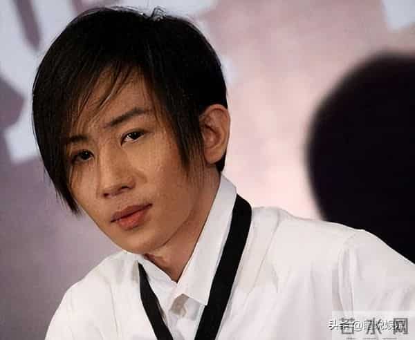 抗癌不到一年,刘谦近况曝光,“不良嗜好”已戒掉,简直判若两人