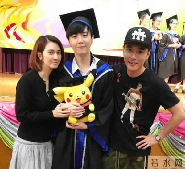 再破离婚传闻!洪欣一家四口外出游玩被偶遇,温馨互动显真情