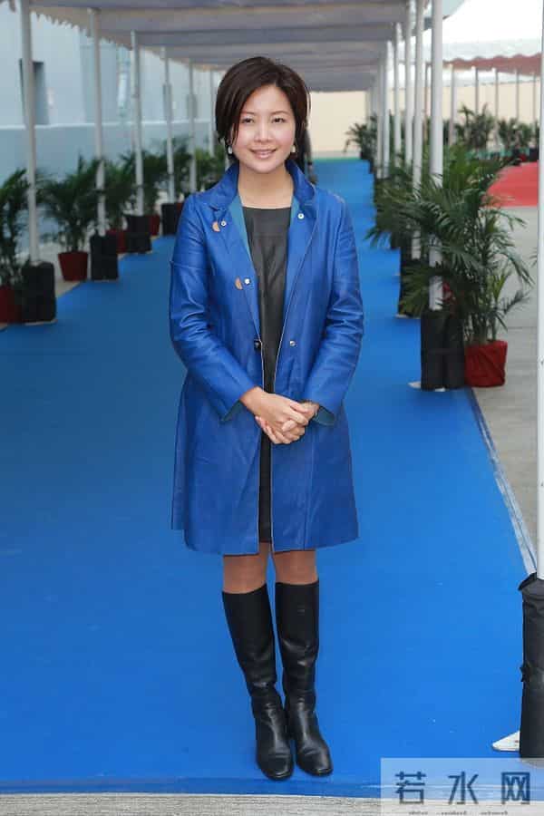 56岁前TVB女星近况曝光,目前她的身份是一家上市公司首席战略官