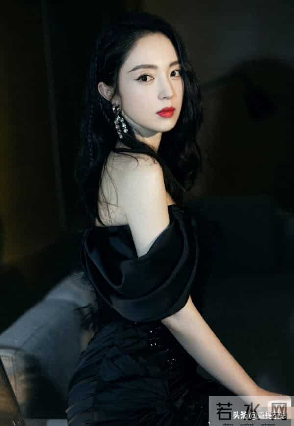 董璇3.34亿关注度,低调复出惊艳全网,实力派终获认可!