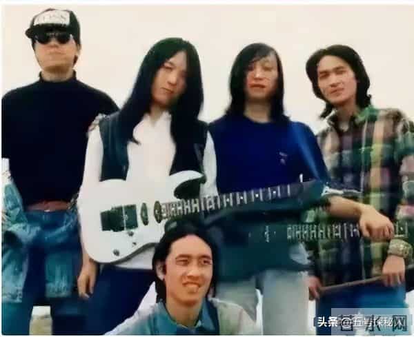 离婚33年后,再看刀郎“和富商私奔”的前妻,她后悔俩字说烂了