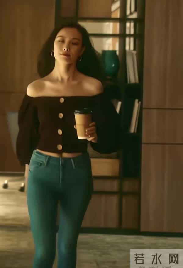 王家卫爆倪小姐有后台,倪妮不告蛐蛐导演王家卫秦雯,反倒告网友