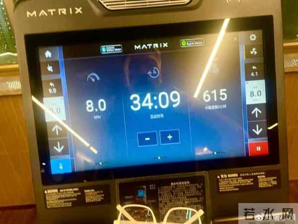 代表作《味道》《过火》著名音乐人屠颖意外离世,原定今晚担任齐豫广州演唱会乐手