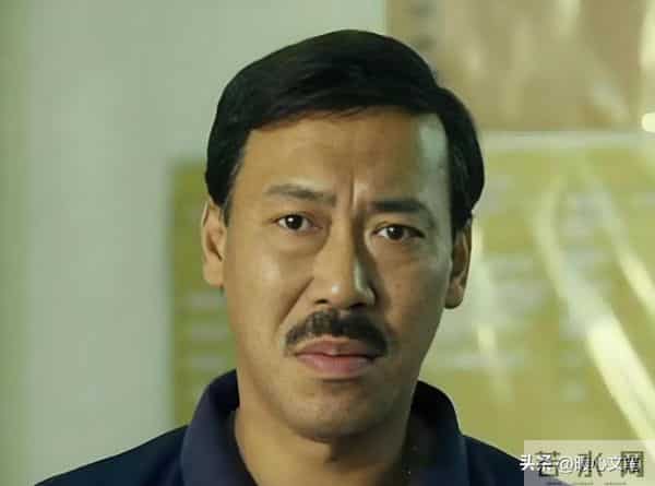 “喜剧王”冯淬帆离世:一生无儿无女,床头常年放着汪明荃剧照