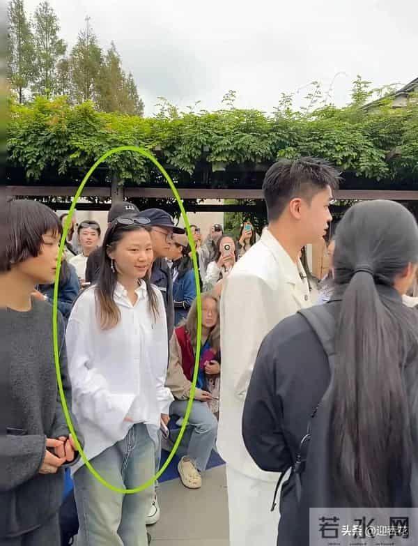 我天!王家卫私下居然是这样看金靖的