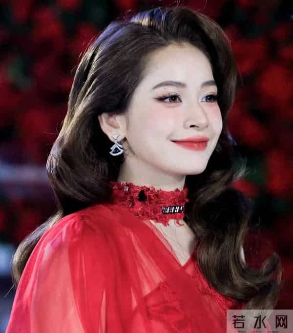 曾参加“乘风2023”的越南人气女星芝芙也是越来越红啦~