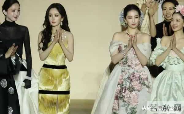 杨幂伴娘,王家卫一语道破真相,这才明白,杨幂和唐嫣为什么会闹掰