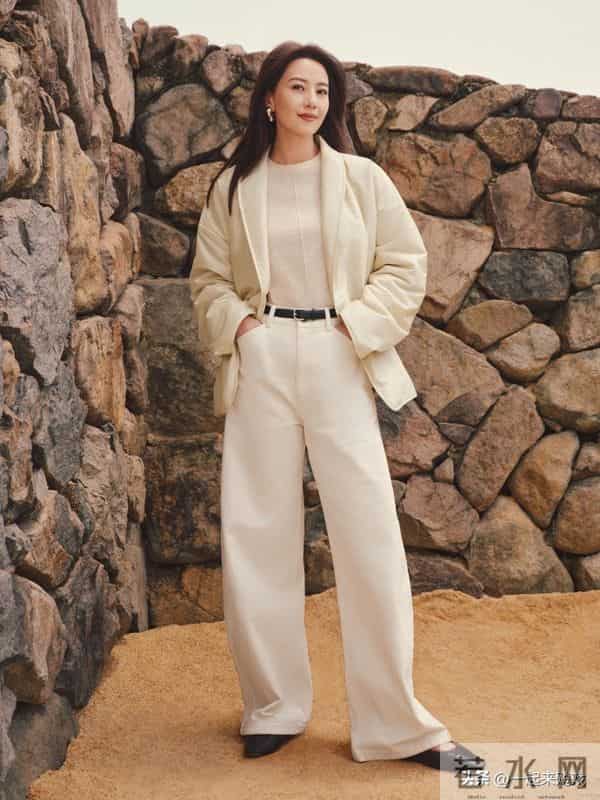 高圆圆美得不得了,完美诠释了性感