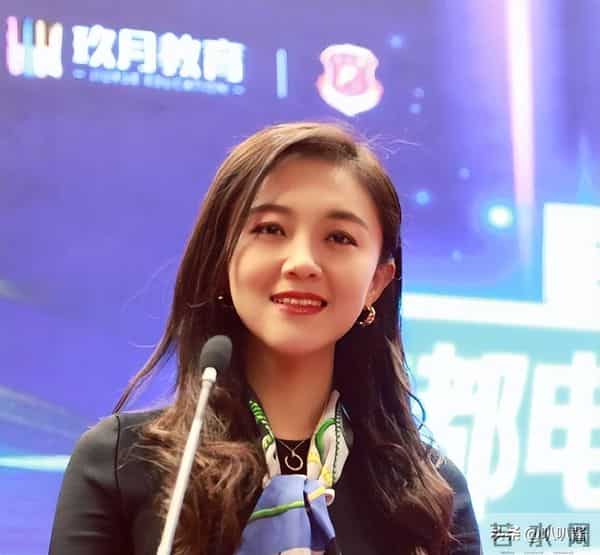 如今再看王小玮和王小海,两人差别已经越来越大