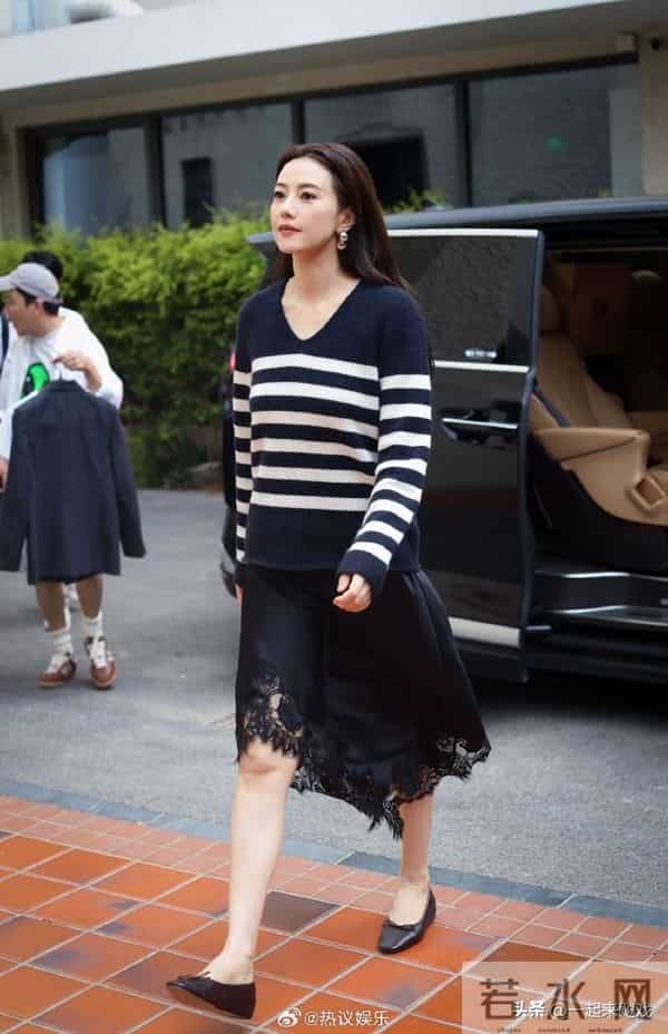 高圆圆美得不得了,完美诠释了性感