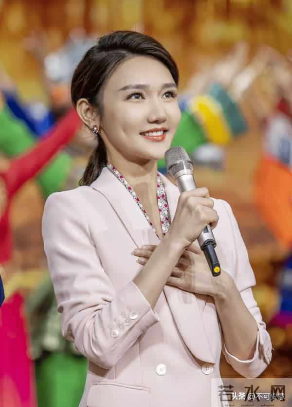 至今未婚的5位央视女主持,明明私生活干净,为何依旧单身?