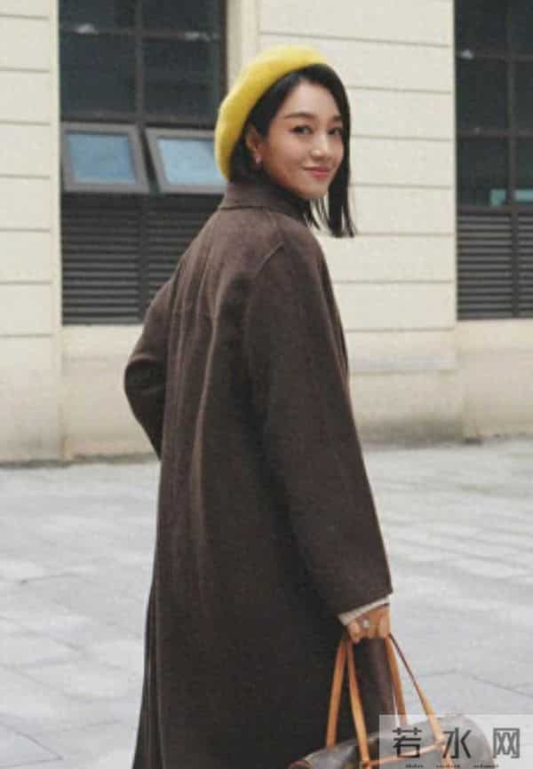 朱丹太会穿了!美拉德大衣+阔腿裤+贝雷帽,时髦洋气又高级
