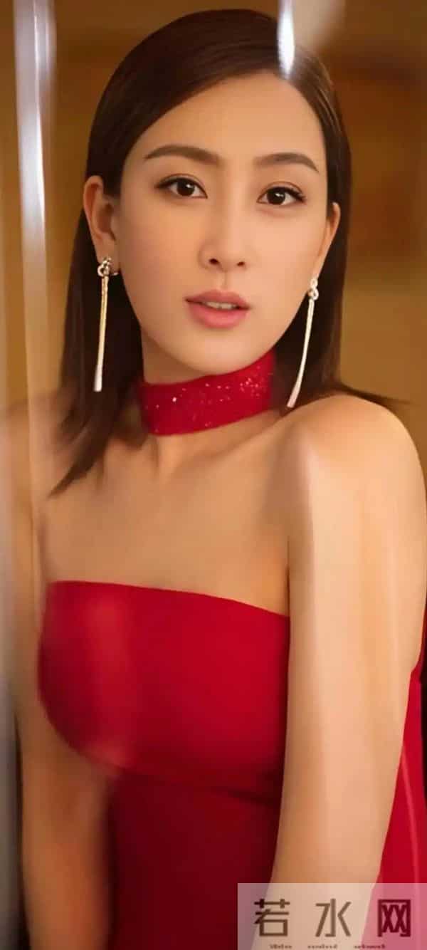 马苏——娇艳欲滴,饱满酥胸,白皙圆润,宛如仙女坠入凡间