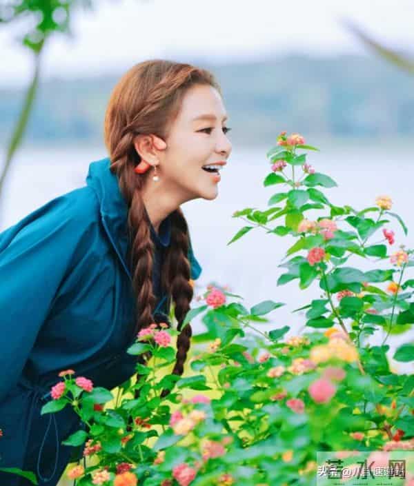 余生好好走!57岁央视女主持王小丫,原来早已经走上另一条大路