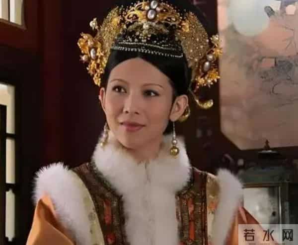 当50岁佘诗曼碰到55岁宣萱,才知在气运面前,颜值跟演技不值一提