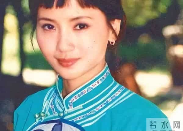 不拍吻戏、不嫁豪门,30岁自毁前程演妈妈,丈夫是她叛逆的后盾