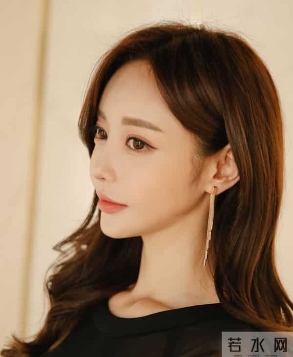 韩国人气模特孙允珠美图 693章