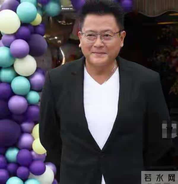 TVB前男星被前妻嫌穷离婚,独自照顾女儿,为其承诺不再结婚