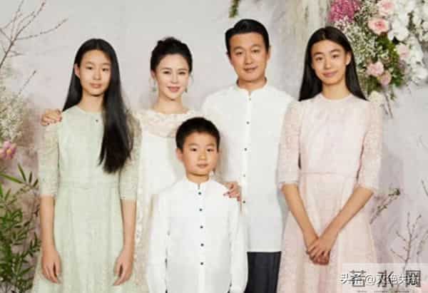 一没长相二没演技,这几位只会“啃老”的星二代,别再强行硬捧了