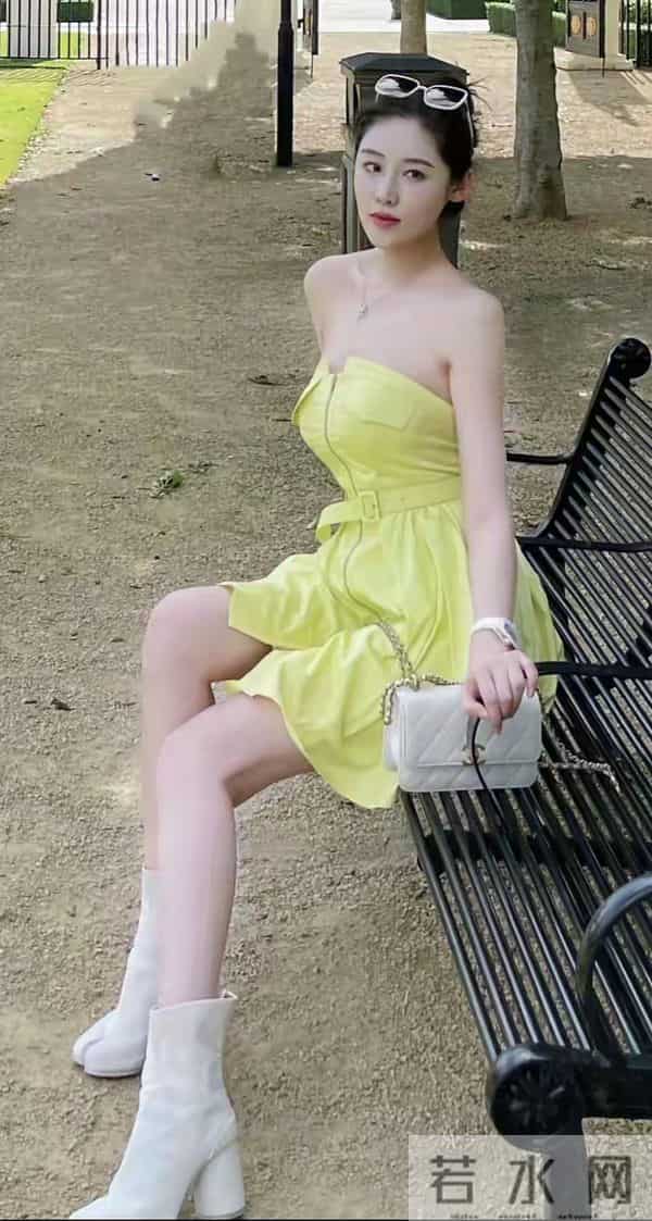 荣梓希:写真欣赏。