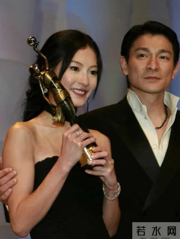 张柏芝也没想到,前夫谢霆锋留给她的大儿,如今竟成她唯一的依靠