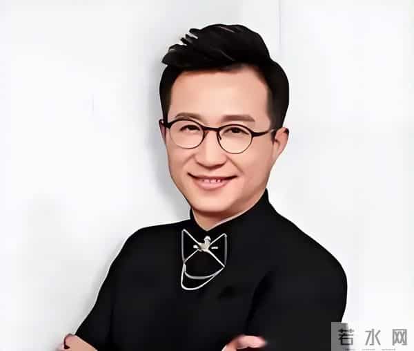 吃相太难看,他出轨、背刺亲家的时候,完全忘记自己是“凤凰男”