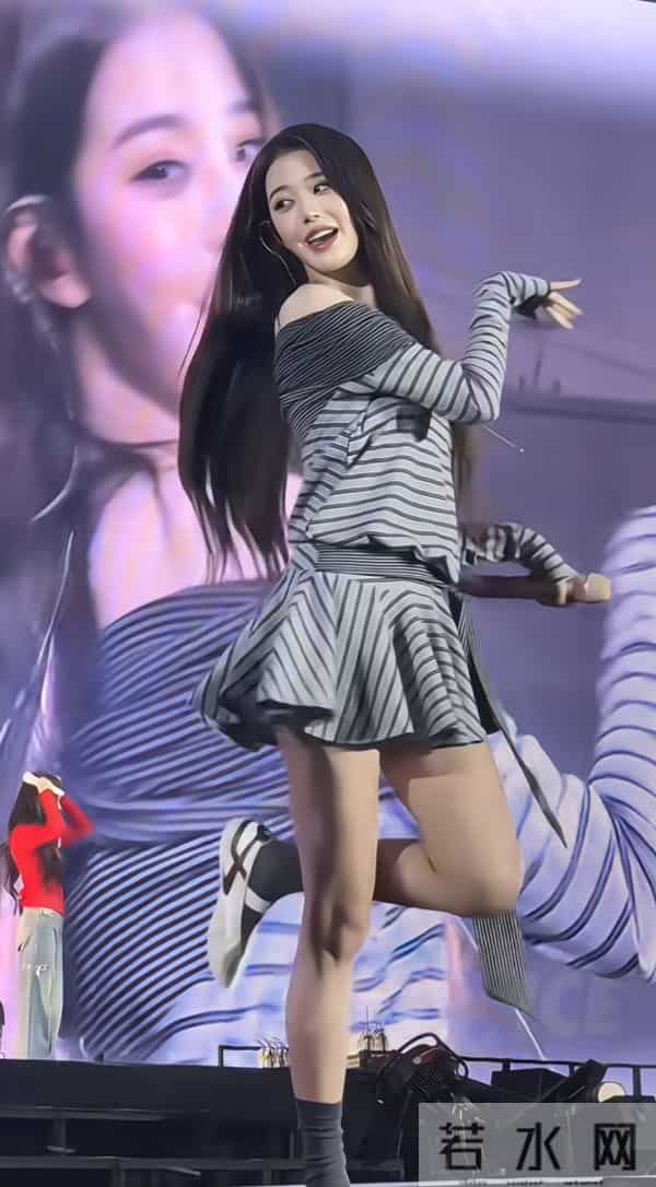 无刘海的张元英,全身上下美的我都不知道该看哪了 太精致太完美了