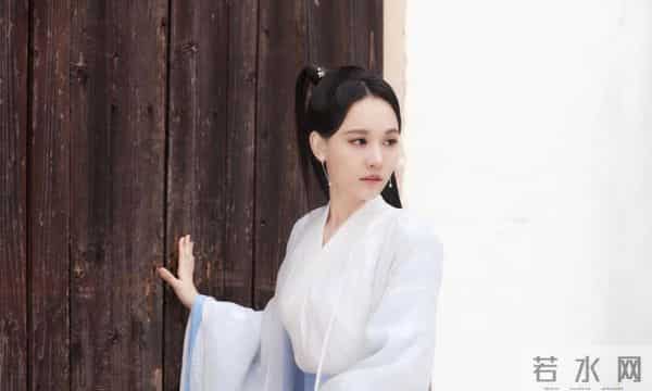 孙骁骁父亲竟是他,难怪二人结婚不官宣,任重对老丈人非常敬重