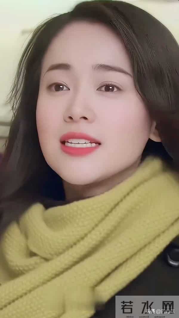 女演员 "左小青