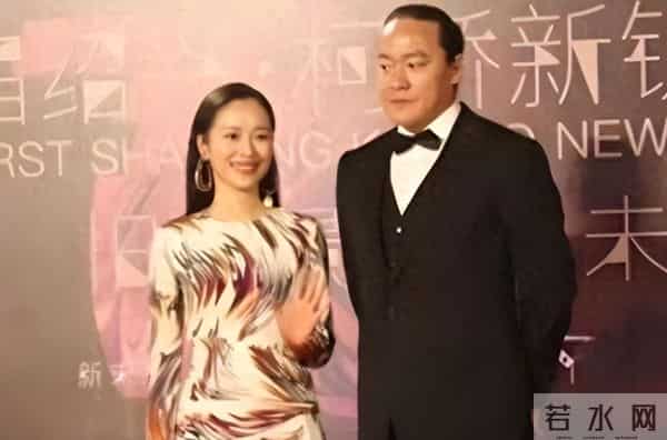 一天4瓜各个离谱！顶流婚变、王菲女儿被曝同居、王家卫又惹事了