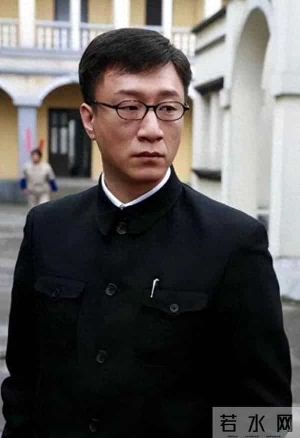 移民风波真相大白仅1年，孙红雷近况曝光，如今的下场怪不了别人