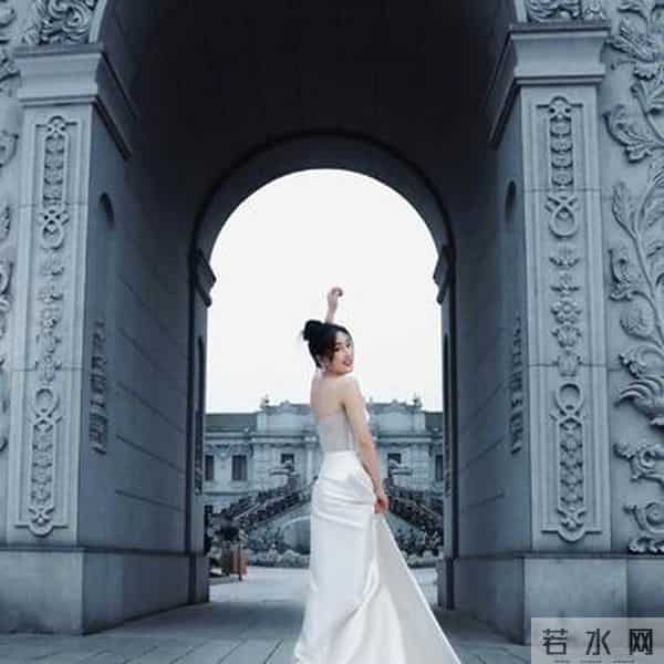 马苏——娇艳欲滴,饱满酥胸,白皙圆润,宛如仙女坠入凡间