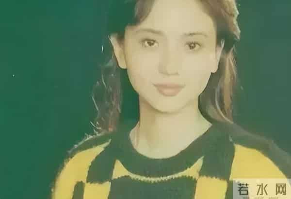 不拍吻戏、不嫁豪门,30岁自毁前程演妈妈,丈夫是她叛逆的后盾