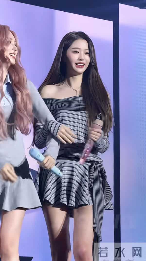 无刘海的张元英,全身上下美的我都不知道该看哪了 太精致太完美了