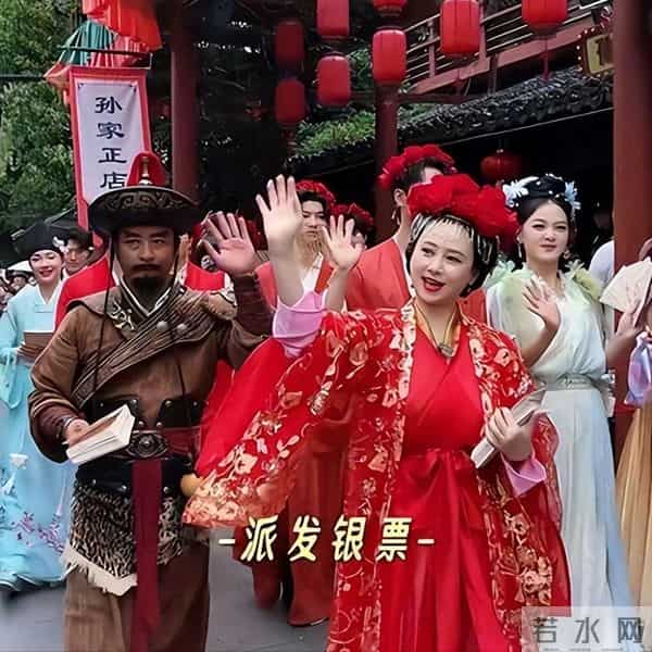 明星都开始失业了？众多明星无戏可拍换赛道，星二代纷纷集体出道