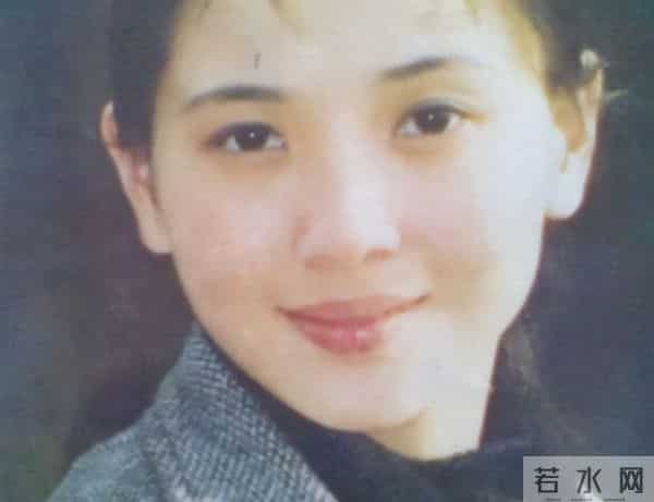 不拍吻戏、不嫁豪门,30岁自毁前程演妈妈,丈夫是她叛逆的后盾