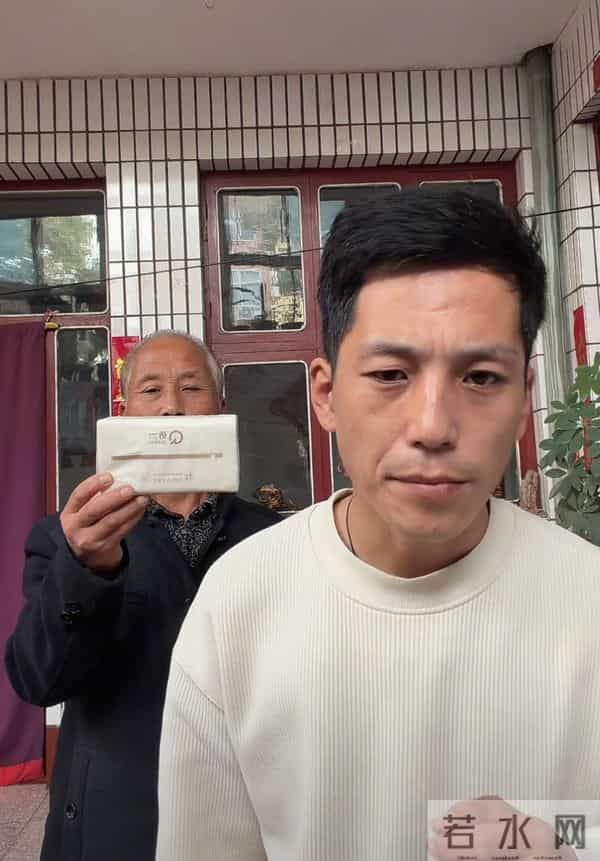 皮衣哥与超群决裂引关注,丽丽曝超群黑料,超群女友引关注