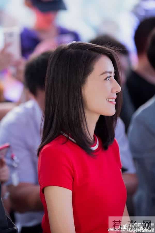 高圆圆美得不得了,完美诠释了性感