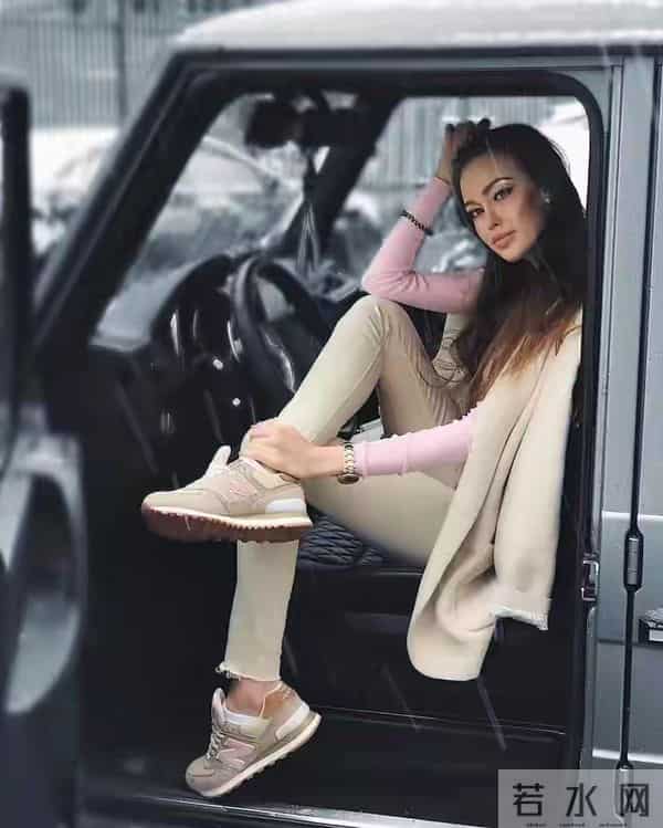 颜值高 身材好 俄罗斯选美冠军 阿纳斯塔西娅·科斯坚科