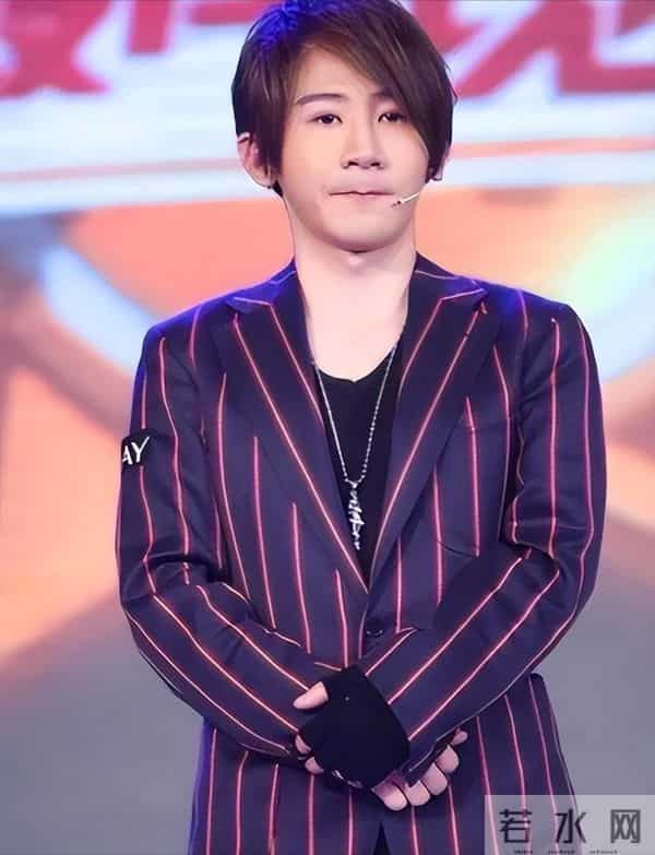 钱再多有什么用?"不良嗜好"致癌的刘谦,给中年男人们提了个醒