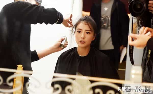 高圆圆美得不得了,完美诠释了性感