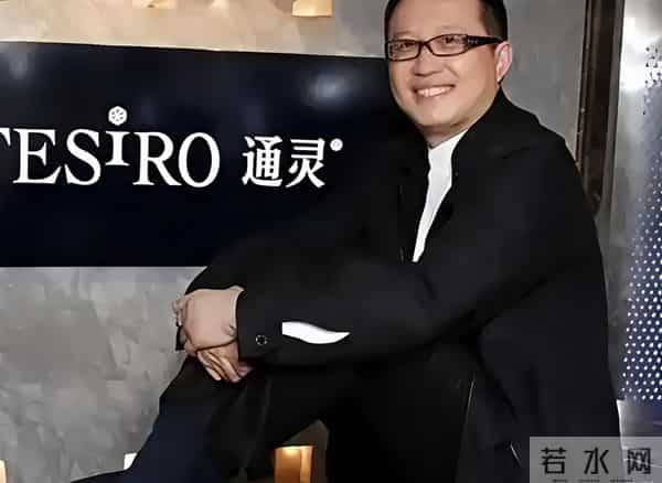 吃相太难看,他出轨、背刺亲家的时候,完全忘记自己是“凤凰男”