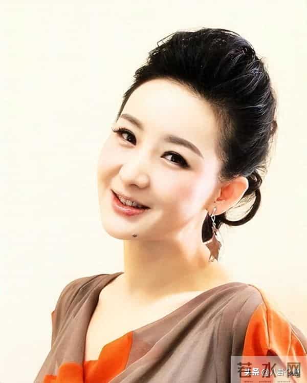 都说有仇必报，但买红妹15年不报仇，如今却活出了更好的自己