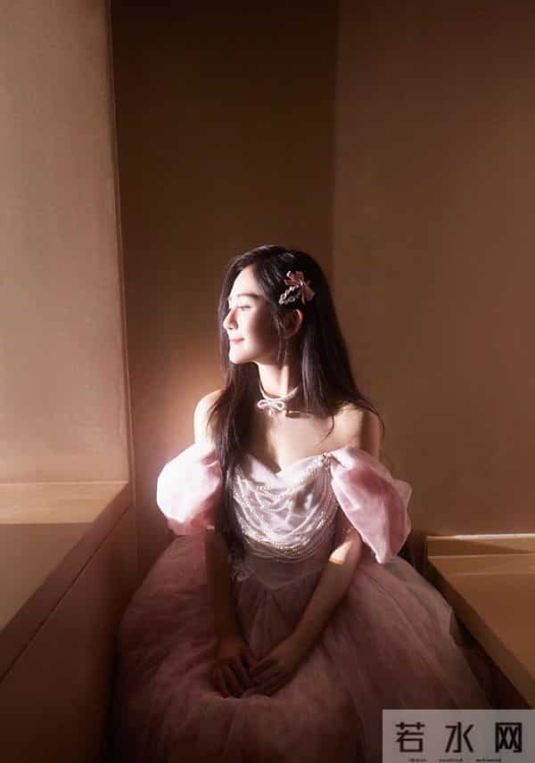 谢娜:我可以控制我的光