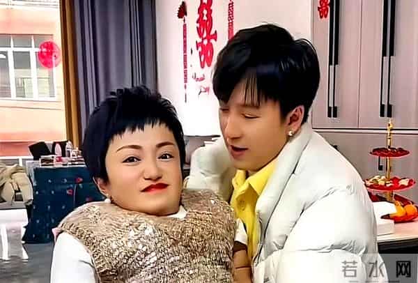 李喜梅:李喜梅准备要生孩子了,大双积极配合,大家纷纷送祝福!